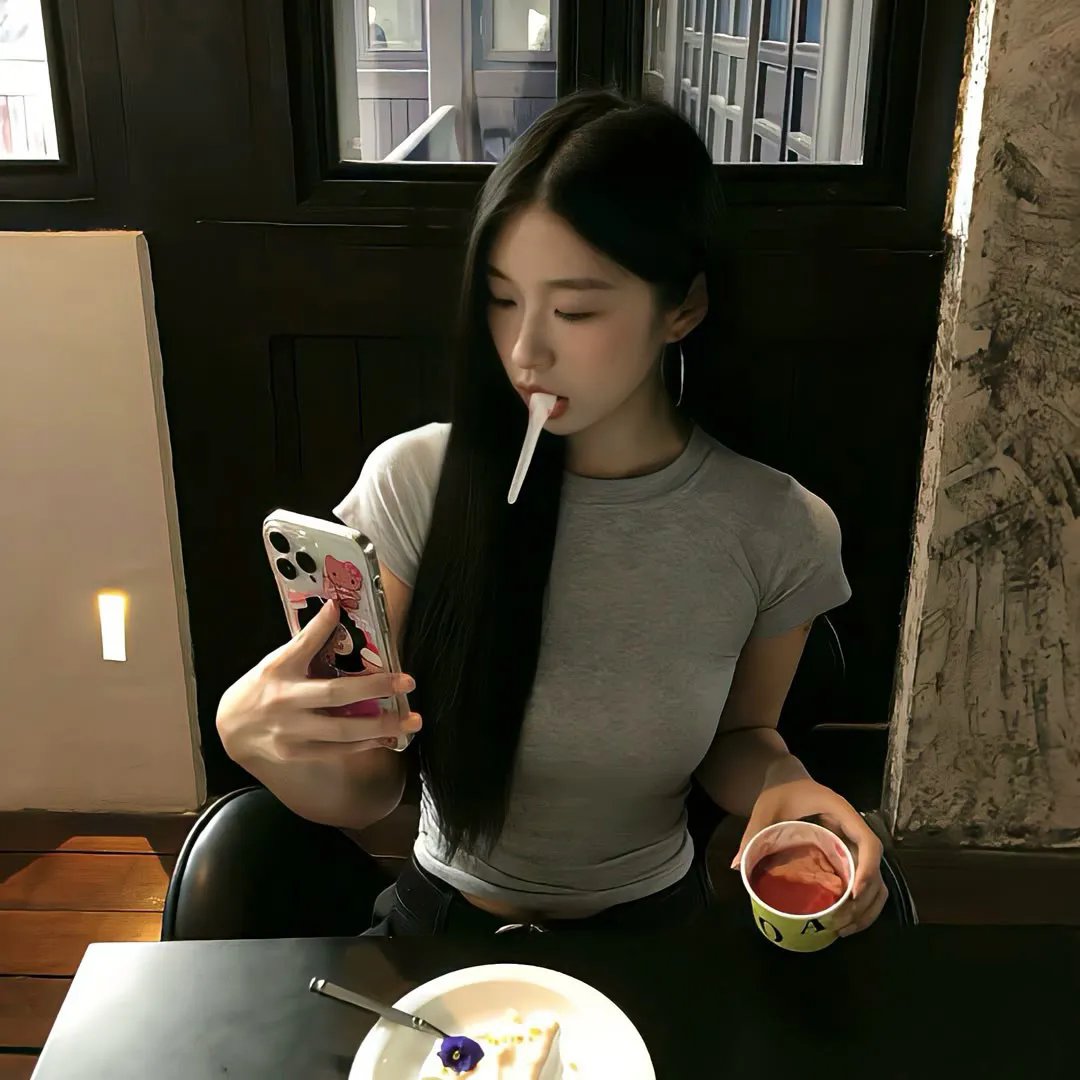 执笔海报
